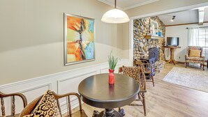 House (2 Bedrooms) | Interior - Healthcare-worker Hub 2 Mi to Texarkana Hospitals! (Texarkana)