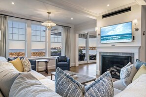 TV, fireplace, offices