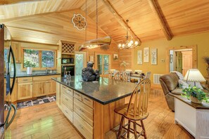 House (3 Bedrooms) | Interior - Luxe Mountain Escape w/ Hot Tub & Gym Near Boone! (Zionville)