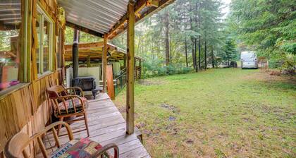 Explore Mt St Helens: A-frame Chalet w/ Deck!