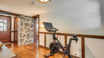 Rumah (2 Bedrooms) | Interior