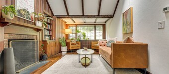 15 Mi to Long Island Sound: Bedford Winter Retreat