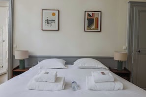 アパートメント | 2 室のベッドルーム、ノートパソコン用作業スペース、アイロン / アイロン台、ベッドシーツ