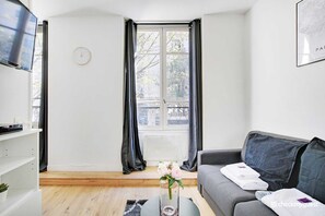 Apartment | Living area