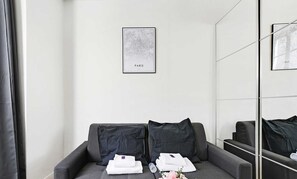 Interior - Le Marais - Rue de Bretagne (Paris)