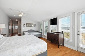 4 bedrooms, WiFi, bed sheets