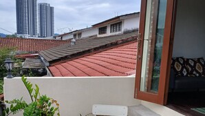 House, 3 Bedrooms, Balcony, Mountain View | Balcony - Serene Mountain Retreat in KL - Entire House for Rent (Taman Melawati)
