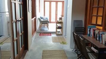 House, 3 Bedrooms, Balcony, Mountain View | Living room