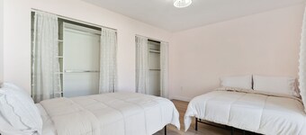 Luxury House - Sleeps 6, Golf, Disney, Family Fun!