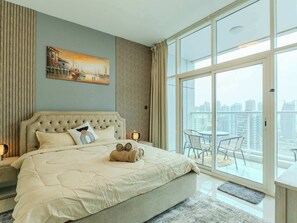2 bedrooms, iron/ironing board, WiFi, bed sheets - Dubai Marina, Jacuzzi, Perfect for Groups & Family (دبي)