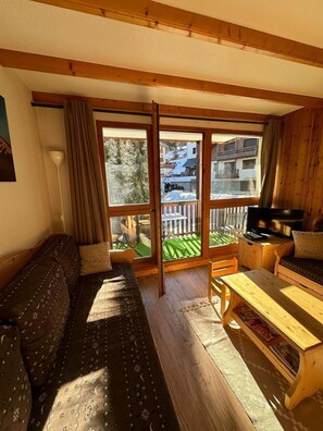 Living area - Resort center, 1st floor, terrace, balcony, ski locker, 30m², Valloire (Valloire)