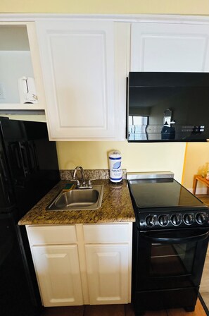 Microwave, oven, stovetop