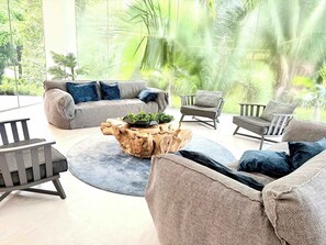 TV, offices - Bolongo 1BR your exclusive oceanfront escape (Corral del Risco)