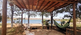  Lagoon Refuge: Leisure and Comfort for Large Groups and your family!