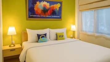 Flip King Room | 書桌、免費 Wi-Fi