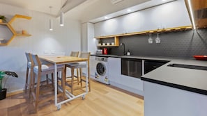 Fridge, microwave, oven, dishwasher