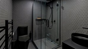 Shower, hair dryer - Sanctuary 2 - Multi-Apartment Retreat (Queenstown)