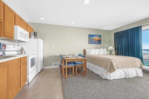 Iron/ironing board, WiFi, bed sheets - Ocean view studio, no stairs-Full Kitchen, Patio! (Lincoln City)
