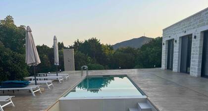 Panstel - Villa Solene With Private Pool