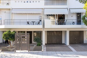 2 bedrooms - Alimos Luxury Design Apartment (Alimos)