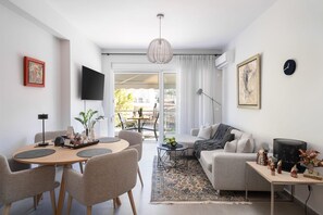 2 bedrooms - Alimos Luxury Design Apartment (Alimos)