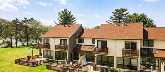 Deep Creek Getaway | Lakefront + Pool Access