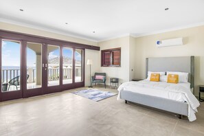 House - Sunset Sea View Villa With Private Pool BBQ (St. Marie)