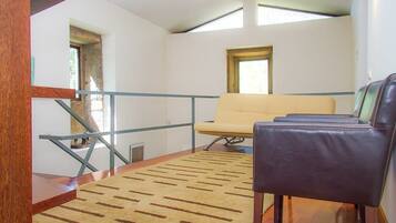 3 bedrooms, Internet