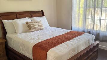 4 makuuhuonetta, ilmainen Wi-Fi