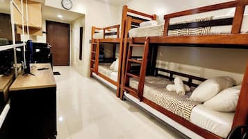 Room, 1 Bedroom, City View | 1 bedroom