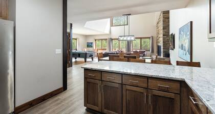 Luxury Townhome|Heart of Crosslake|Beach 832