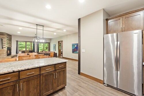 Crosslake Condo #823 Year-round fun for all Ages