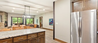 Crosslake Condo #823 Year-round fun for all Ages