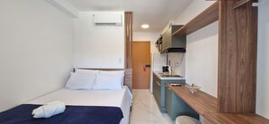 1 bedroom, iron/ironing board, Internet, bed sheets