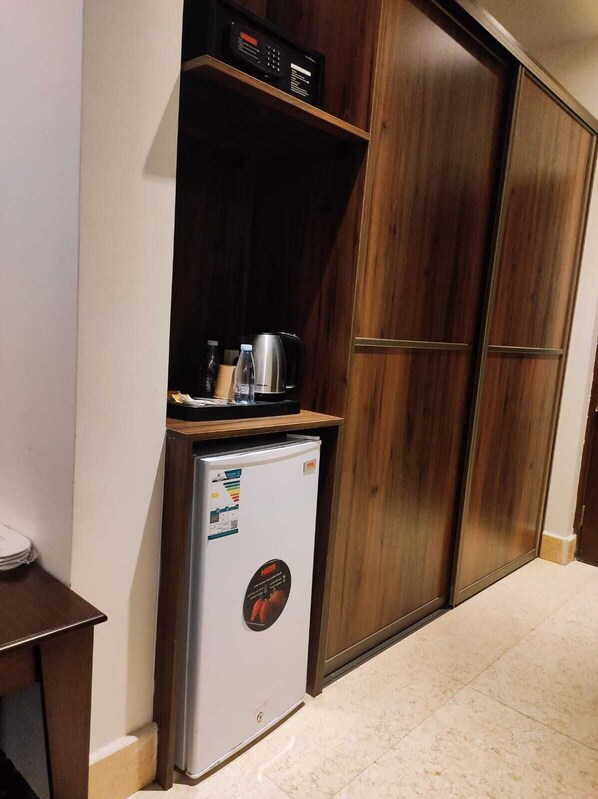 In-room safe, blackout curtains, free WiFi