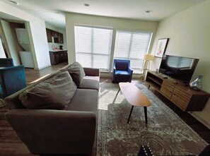 Smart TV - Regan 207: Modern Living Redefined (Dallas)