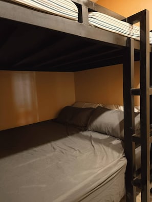 House, 1 Bedroom, Smoking, Balcony | 1 bedroom
