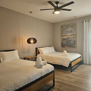 4 bedrooms, desk, iron/ironing board, free WiFi