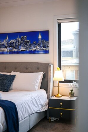 5 bedrooms, iron/ironing board, travel cot, WiFi