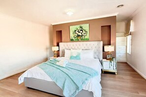 5 bedrooms, desk, iron/ironing board, travel cot