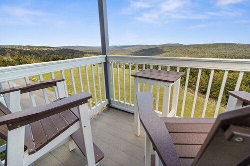 ML282 Cozy 2BR 2BA Mountain Views Ski-in Ski-out