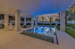 Piscine extérieure, piscine chauffée