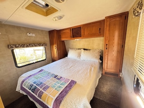 1 habitación, wifi gratis y ropa de cama