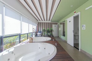 公寓, 吸煙房 | 1 間睡房