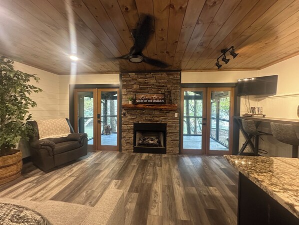 TV, fireplace, DVD player