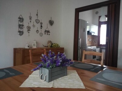 Villa al Sole is a house located only 20 minutes by bus to Venice