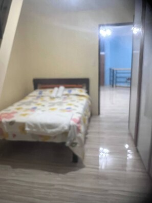 5 bedrooms