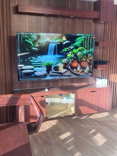 BN 5BR House With Mountain View