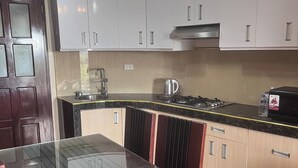 Unclassified image, 4 of 16, button - BN 5BR House With Mountain View (Tuba)