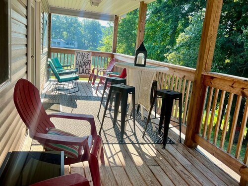 Dockside Dreamz- Full duplex lake fun for 12